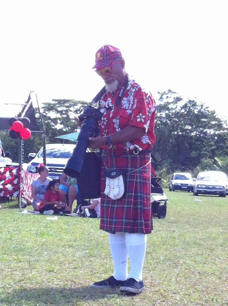 Niue Festival: Loved this guys outfit at the festival